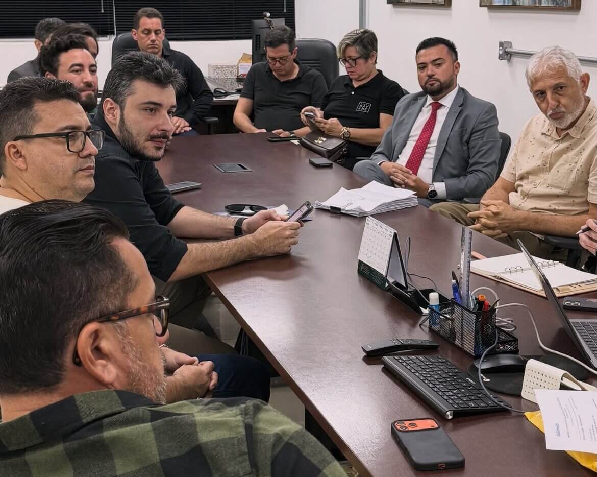 SindConfecções, Secretaria Municipal de Saúde de Fortaleza e vereador Márico Martins, discutem mais segurança na validação de atestados